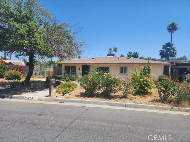 Detail Gallery Image 1 of 1 For 656 S Highland Dr, Palm Springs,  CA 92264 - 4 Beds | 3 Baths