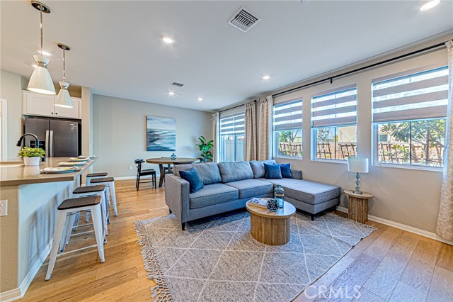 Detail Gallery Image 11 of 43 For 1705 Almond Tree Pl, Upland,  CA 91784 - 3 Beds | 2/1 Baths