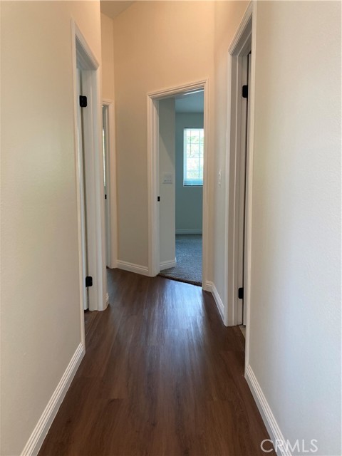 28769 Magnolia Way, Saugus CA: https://media.crmls.org/medias/17918255-7209-406b-8e8b-335dd3b45115.jpg
