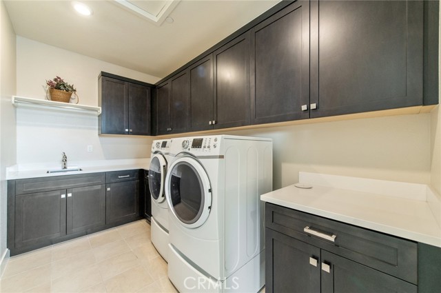 Detail Gallery Image 33 of 39 For 113 Measure, Irvine,  CA 92618 - 4 Beds | 4/1 Baths