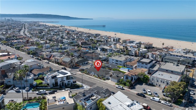Detail Gallery Image 37 of 46 For 2125 Manhattan, Hermosa Beach,  CA 90254 - 4 Beds | 3 Baths