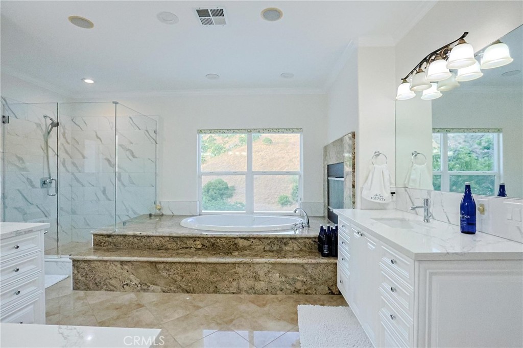 MLS #OC26156077 image #23