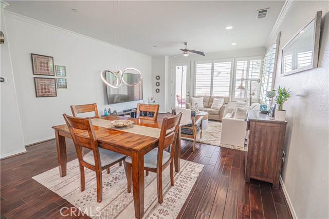 Detail Gallery Image 8 of 56 For 28267 N via Sonata Dr, Valencia,  CA 91354 - 3 Beds | 3 Baths