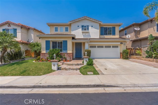 8235 E Brookdale Ln, Anaheim Hills, CA 92807