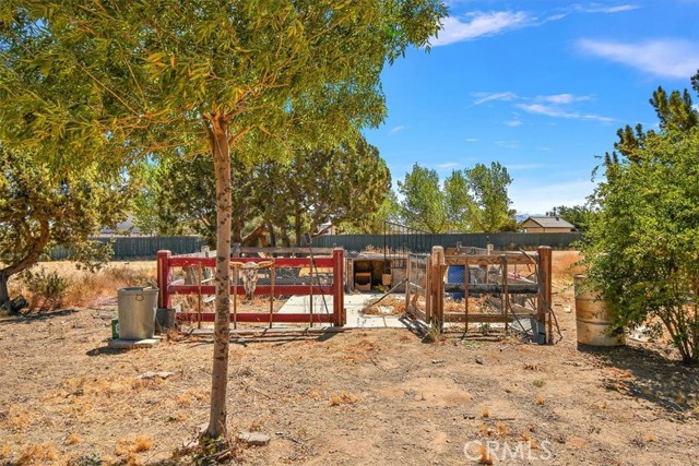 Detail Gallery Image 35 of 43 For 12730 Fir St, Oak Hills,  CA 92344 - – Beds | – Baths