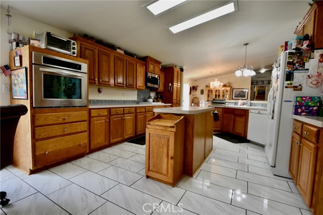 38727 State Highway 96, Klamath River CA: https://media.crmls.org/medias/1794ac8e-10e6-427a-87bb-3c4c59c834fa.jpg