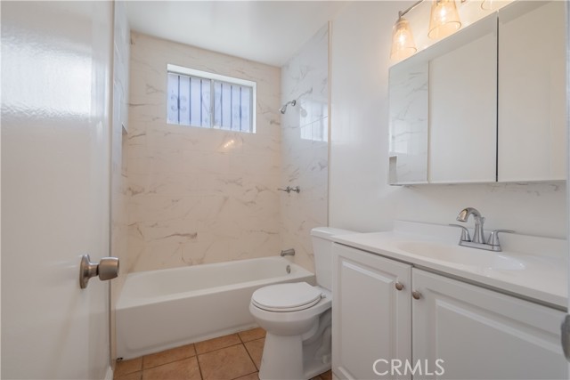 2653 Alice Street, Los Angeles CA: https://media.crmls.org/medias/1794dd35-702f-4b82-8ca9-b16283c2d6ad.jpg