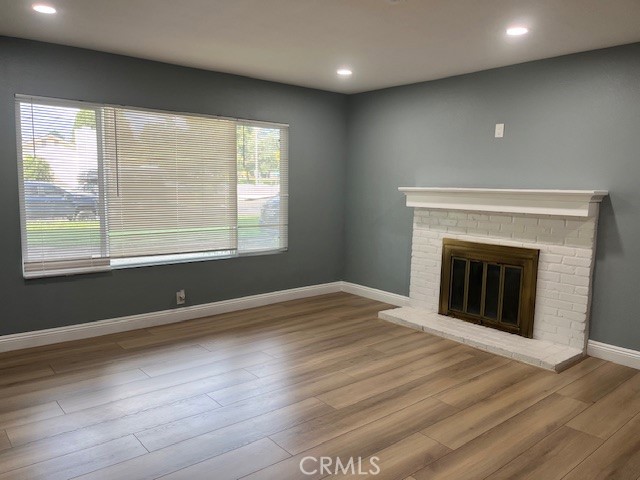 Detail Gallery Image 3 of 11 For 2045 S Cypress Ave, Ontario,  CA 91762 - 3 Beds | 2 Baths