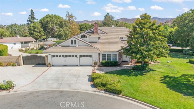 320 Forelock Court, Simi Valley CA: https://media.crmls.org/medias/1794ea8d-a08b-446a-827f-e3fe5dc0e362.jpg