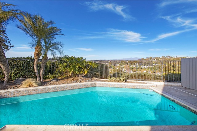 Detail Gallery Image 34 of 54 For 19 Ashburton Pl, Laguna Niguel,  CA 92677 - 3 Beds | 2/1 Baths