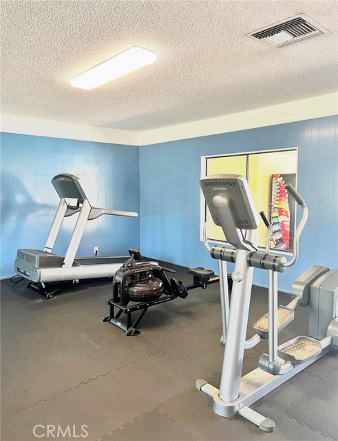 Detail Gallery Image 18 of 24 For 3595 Santa Fe #26,  Long Beach,  CA 90810 - 3 Beds | 2 Baths