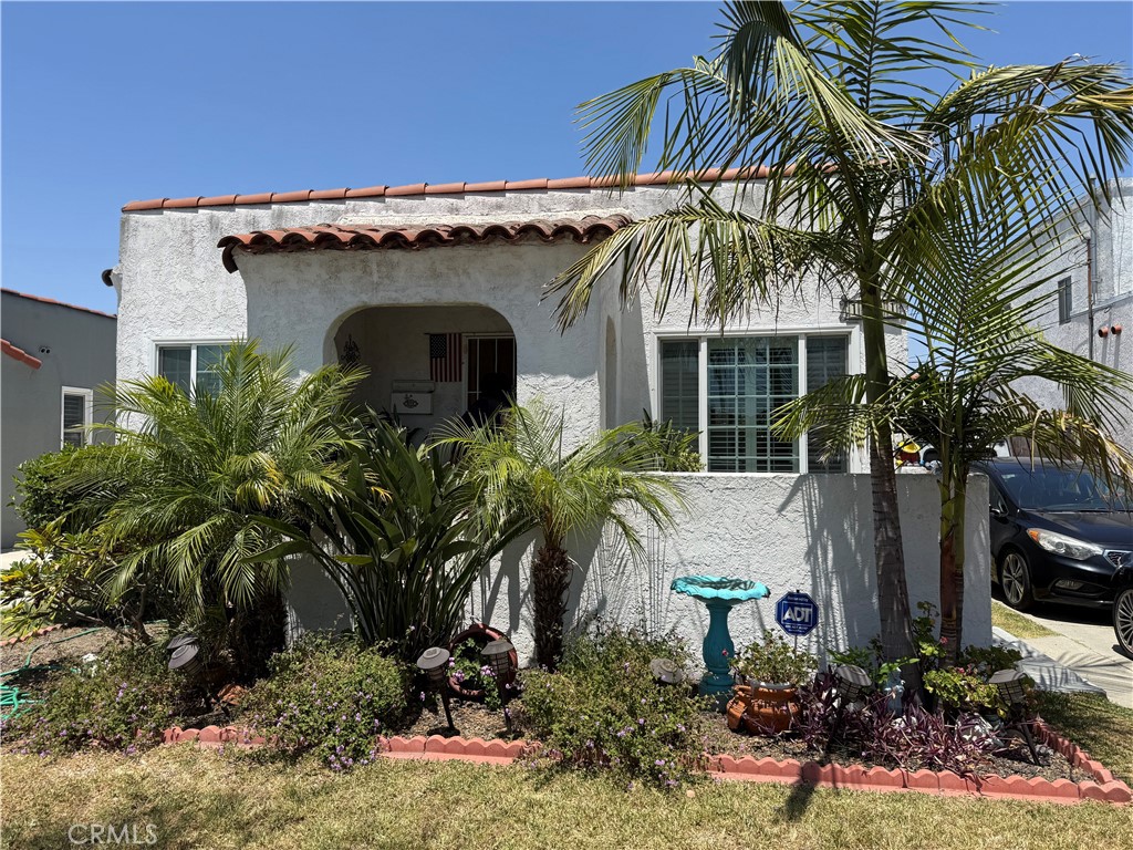 1501 E 63rd Street
