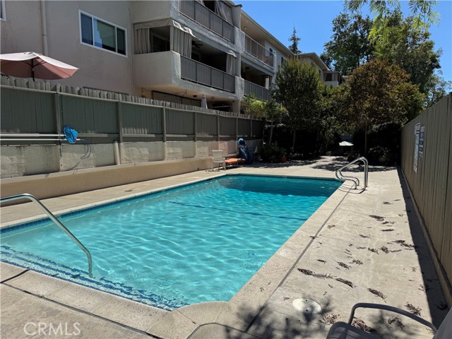 Detail Gallery Image 32 of 34 For 330 W California Bld #203,  Pasadena,  CA 91105 - 1 Beds | 2 Baths