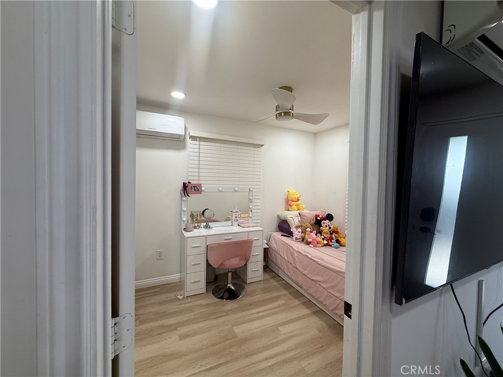 MLS #DW26139980 image #9