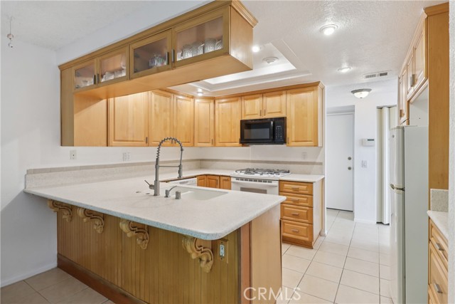 Detail Gallery Image 8 of 32 For 14 Calle Del Cabos, Phillips Ranch,  CA 91766 - 3 Beds | 2/1 Baths