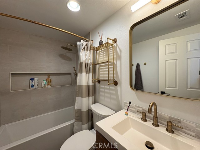 7839 E Menton Avenue, Anaheim CA: https://media.crmls.org/medias/17999250-5a72-4253-bc72-6b4a49a677b5.jpg