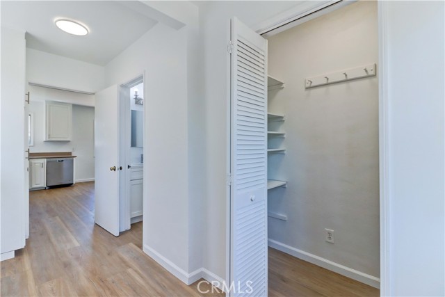 Detail Gallery Image 20 of 63 For 7515 Glencliff Dr, Downey,  CA 90240 - 4 Beds | 2/1 Baths