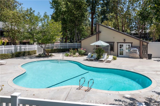 Detail Gallery Image 9 of 11 For 20702 El Toro Rd #6,  Lake Forest,  CA 92630 - 1 Beds | 1 Baths