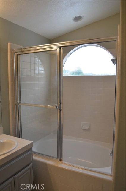 Detail Gallery Image 18 of 22 For 323 S Larkwood St, Anaheim Hills,  CA 92808 - 4 Beds | 2/1 Baths
