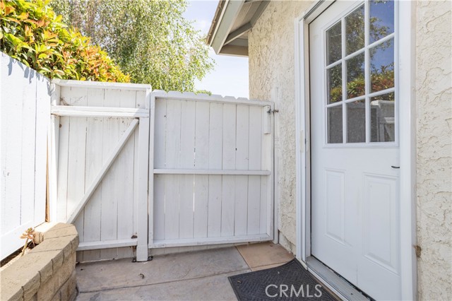 24302 Vista Ridge Drive, Valencia CA: https://media.crmls.org/medias/179a0231-cfd8-4e74-865a-62855877b208.jpg
