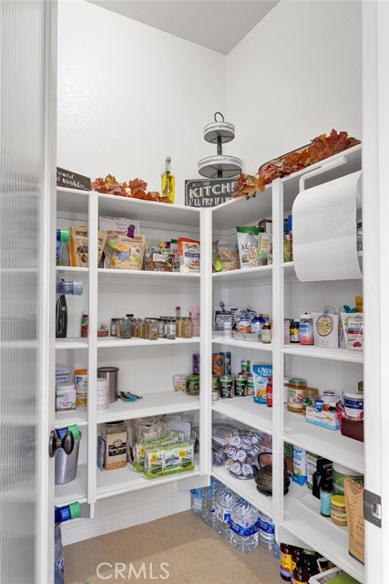 Detail Gallery Image 30 of 75 For 12916 Hyperion Ln, Apple Valley,  CA 92308 - 5 Beds | 3/1 Baths