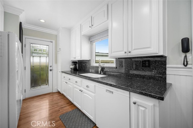 Detail Gallery Image 19 of 51 For 2813 Albury Ave, Long Beach,  CA 90815 - 3 Beds | 2 Baths