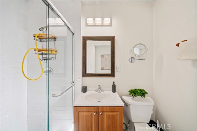 12218 Academy Way, Artesia CA: https://media.crmls.org/medias/179a9e8b-5edf-455e-abd9-29fd428a64e6.jpg