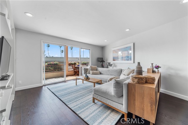 Detail Gallery Image 3 of 25 For 2025 4th St 204a,  Santa Monica,  CA 90405 - 1 Beds | 1 Baths