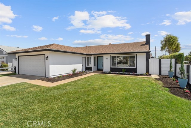 Detail Gallery Image 2 of 22 For 906 E Chalynn Ave, Orange,  CA 92866 - 3 Beds | 2 Baths