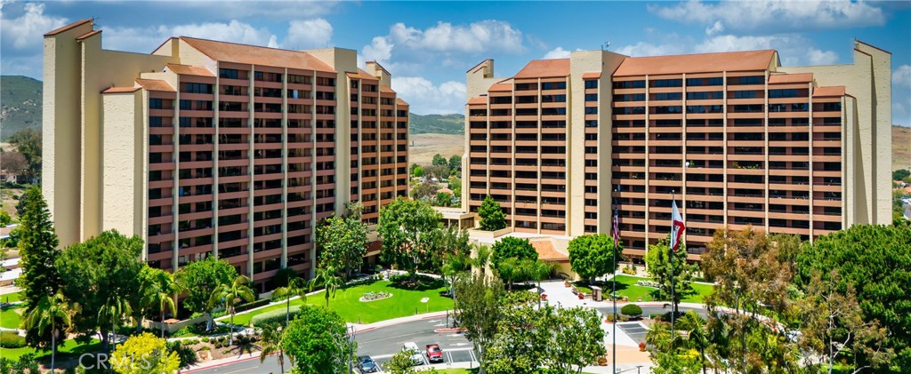 24055 W Paseo Del Lago #962