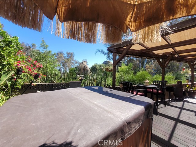 11401 Topanga, Chatsworth CA: https://media.crmls.org/medias/179bf658-e81c-4d37-ad92-78e851f7a8eb.jpg
