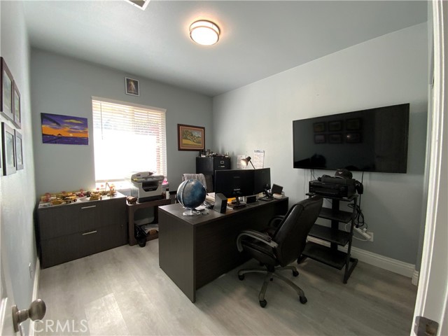 Detail Gallery Image 17 of 36 For 12571 Chimney Rock Dr, Rancho Cucamonga,  CA 91739 - 4 Beds | 3 Baths