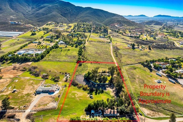 Detail Gallery Image 3 of 60 For 33755 Sidney, Winchester,  CA 92596 - 3 Beds | 2 Baths