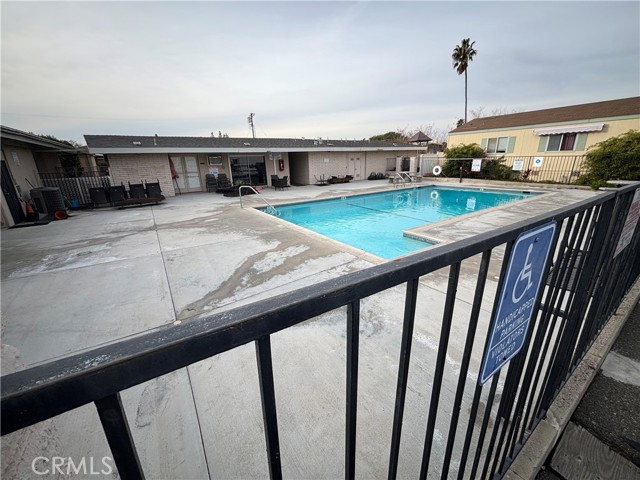 Detail Gallery Image 22 of 23 For 1925 E La Veta Ave 22a,  Orange,  CA 92866 - 2 Beds | 2 Baths