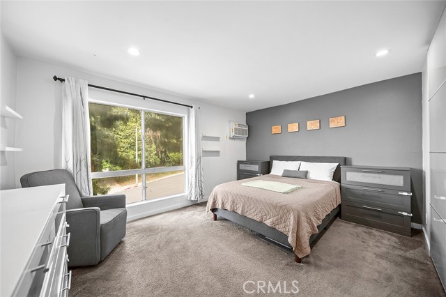 1222 N Olive Dr, West Hollywood CA: https://media.crmls.org/medias/179efbec-d742-4723-9af5-0267d3fe38b0.jpg
