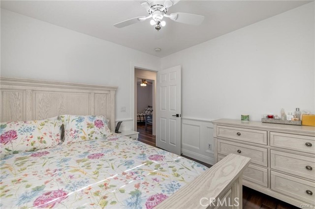 Detail Gallery Image 31 of 61 For 19924 via Joyce Dr, Saugus,  CA 91350 - 5 Beds | 3 Baths