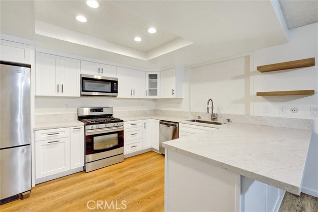Detail Gallery Image 3 of 19 For 21308 Moneta Ave, Carson,  CA 90745 - 5 Beds | 4 Baths