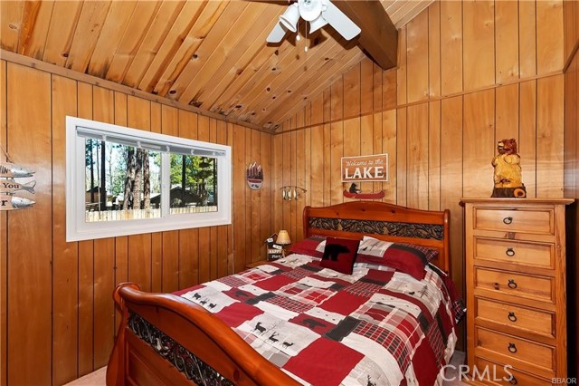 Detail Gallery Image 14 of 28 For 589 St Anton Ct, Big Bear Lake,  CA 92315 - 3 Beds | 1/1 Baths