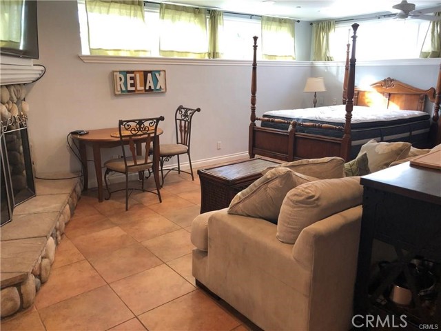 211 Esplanade, San Clemente CA: https://media.crmls.org/medias/17a1650b-079d-4343-bd31-2742521729fd.jpg