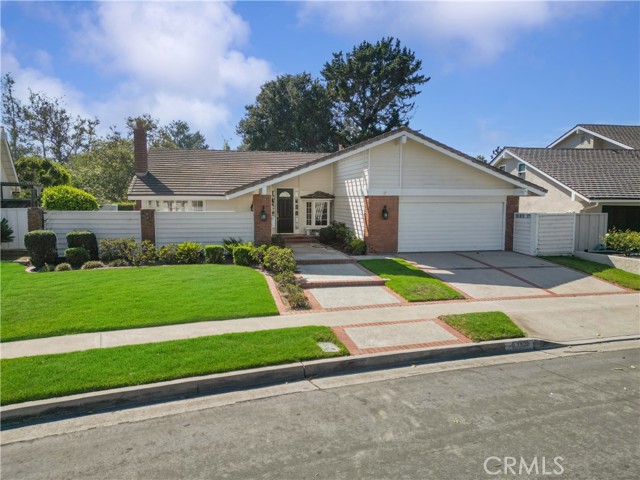 Detail Gallery Image 5 of 12 For 1808 Newport Hills Dr, Newport Beach,  CA 92660 - 3 Beds | 2 Baths