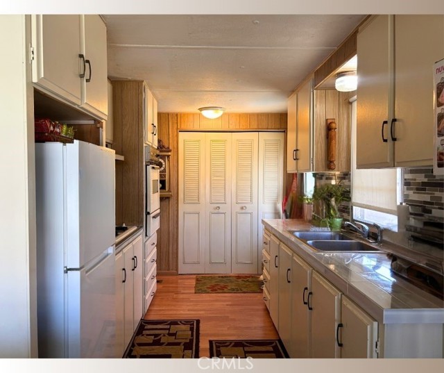 521 San Mateo Circle, Hemet CA: https://media.crmls.org/medias/17a49623-5885-417f-8361-59f837bf674c.jpg