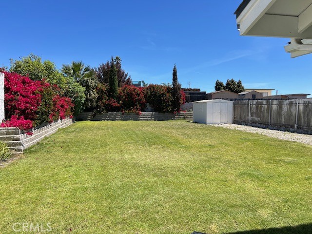 338 N 6th, Grover Beach CA: https://media.crmls.org/medias/17a4afe1-cd9c-4b8d-89ce-5167a5c68540.jpg