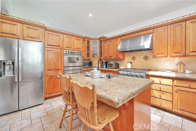 Image 11 of 75 For 22760 Cardinal Street