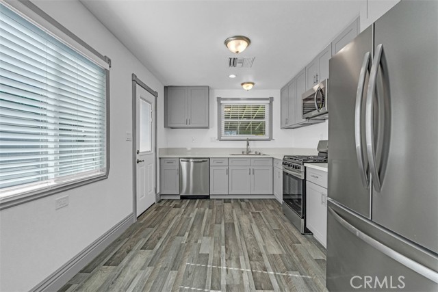 Detail Gallery Image 11 of 53 For 7451 Western Ave, Buena Park,  CA 90620 - 3 Beds | 2 Baths