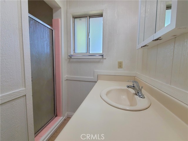 Detail Gallery Image 19 of 24 For 13195 13195 #FRONT,  Yucaipa,  CA 92399 - 3 Beds | 3 Baths