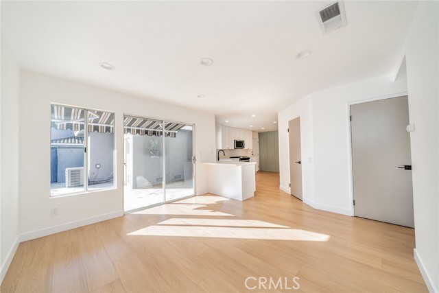 Detail Gallery Image 12 of 38 For 3722 Strawberry Creek, Ontario,  CA 91761 - 4 Beds | 3 Baths