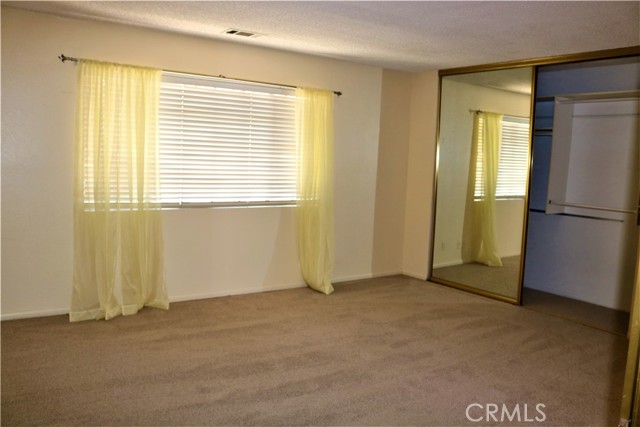 Detail Gallery Image 5 of 8 For 2006 Mathews Ave #B,  Redondo Beach,  CA 90278 - 3 Beds | 2/1 Baths