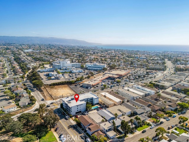 Detail Gallery Image 39 of 40 For 1321 Beryl St #101,  Redondo Beach,  CA 90277 - 3 Beds | 2/1 Baths