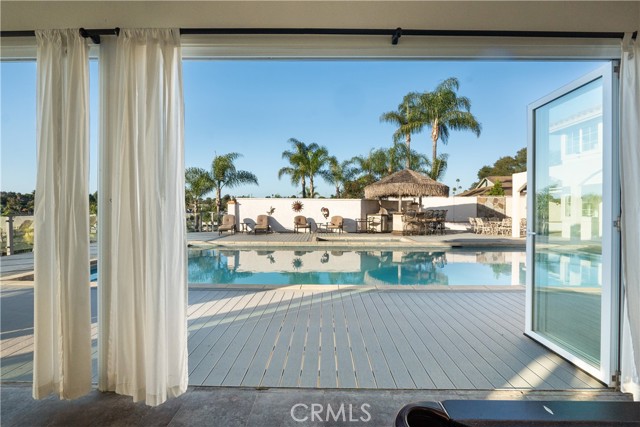 Detail Gallery Image 2 of 57 For 1902 Quiet Ranch Rd, Fallbrook,  CA 92028 - 5 Beds | 3/2 Baths