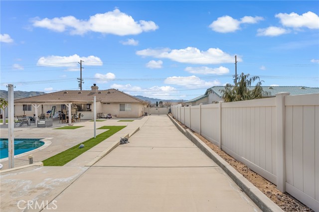 Detail Gallery Image 31 of 44 For 19084 Rocksprings Rd, Hesperia,  CA 92345 - 4 Beds | 2 Baths